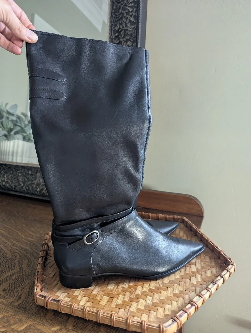 Matisse Presto Brazil 7.5 Black Leather upper Tall Pointed Toe Buckle Strap Boot